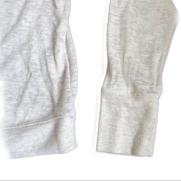 Victoria’s Secret Lace Cropped Sweatshirt Size M Crewneck Pullover Loungewear - Picture 4 of 8